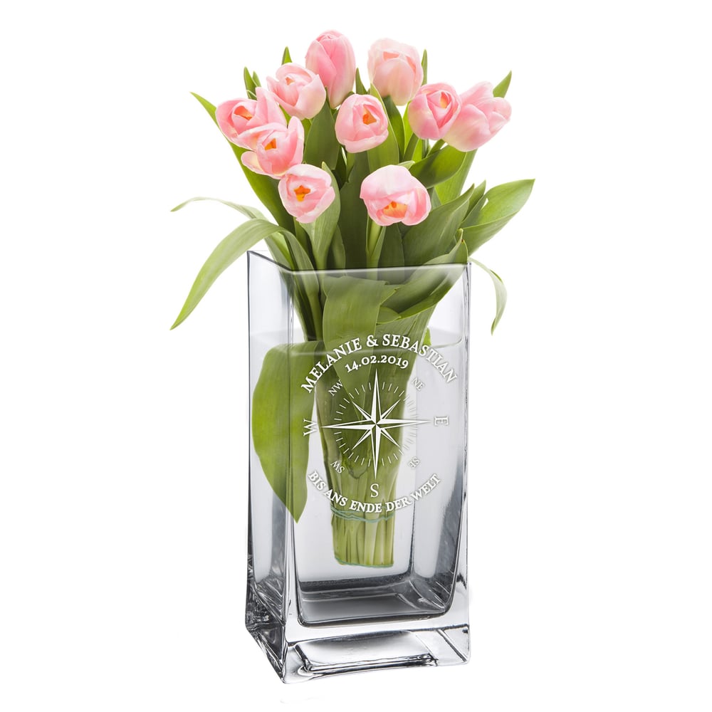 Gravierte Blumenvase aus Glas zum Valentinstag, Vase mit Gravur als Hochzeitsgeschenk, Deko Glasvase mit Namen und Datumsgravur als Geschenk für Paar