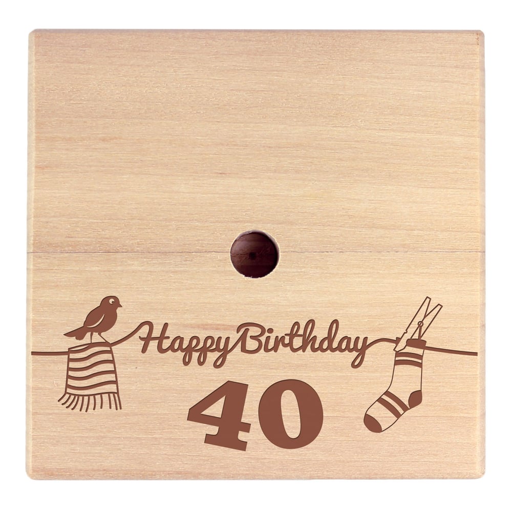 Gravierte Wäschespinne als Geld Geschenkverpackung zum 40. Geburtstag, Mini Wäscheleine mit 8 Klammern als Geburtstagsgeschenk mit Gravur 