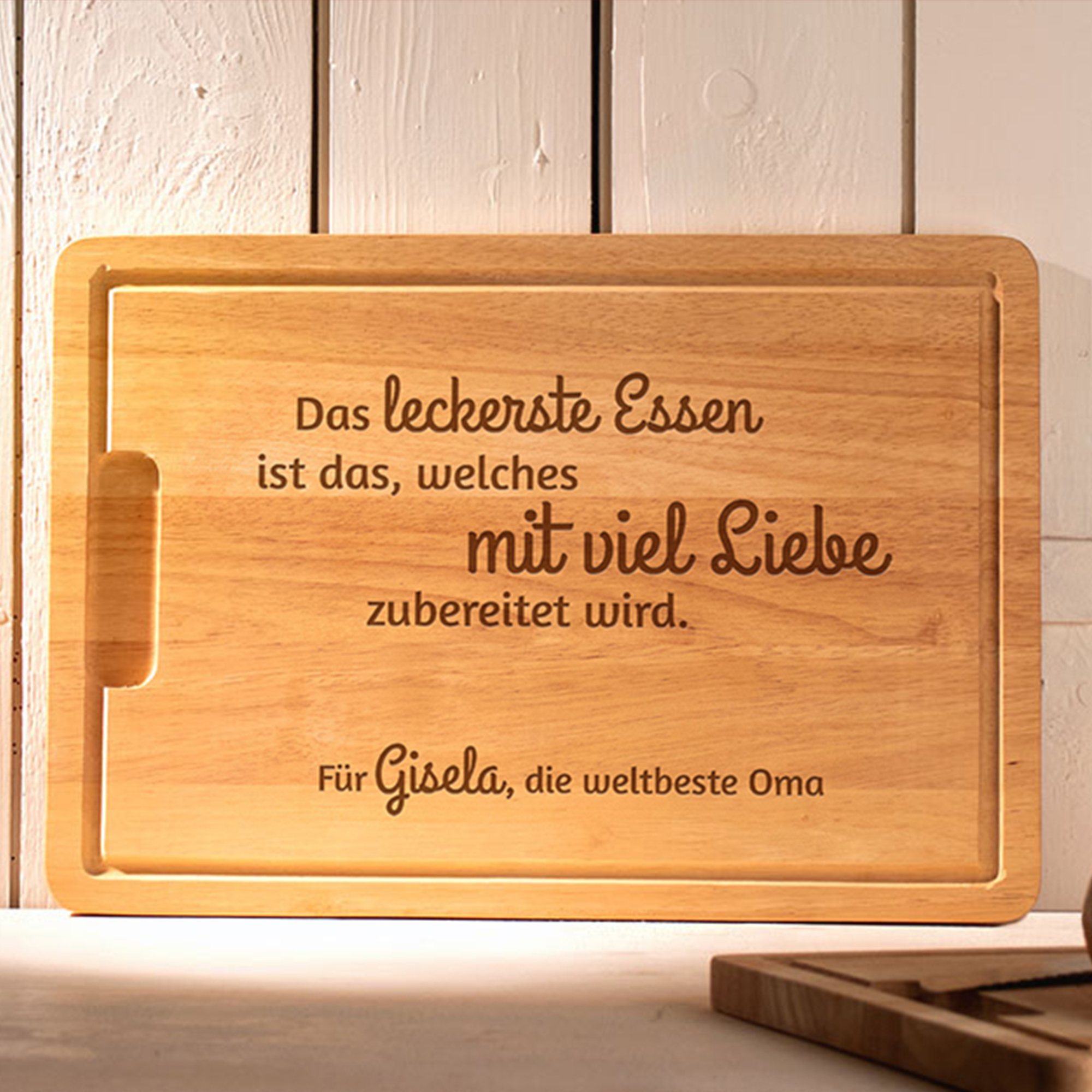 Schneidebrett mit Spruch und Gravur für Oma