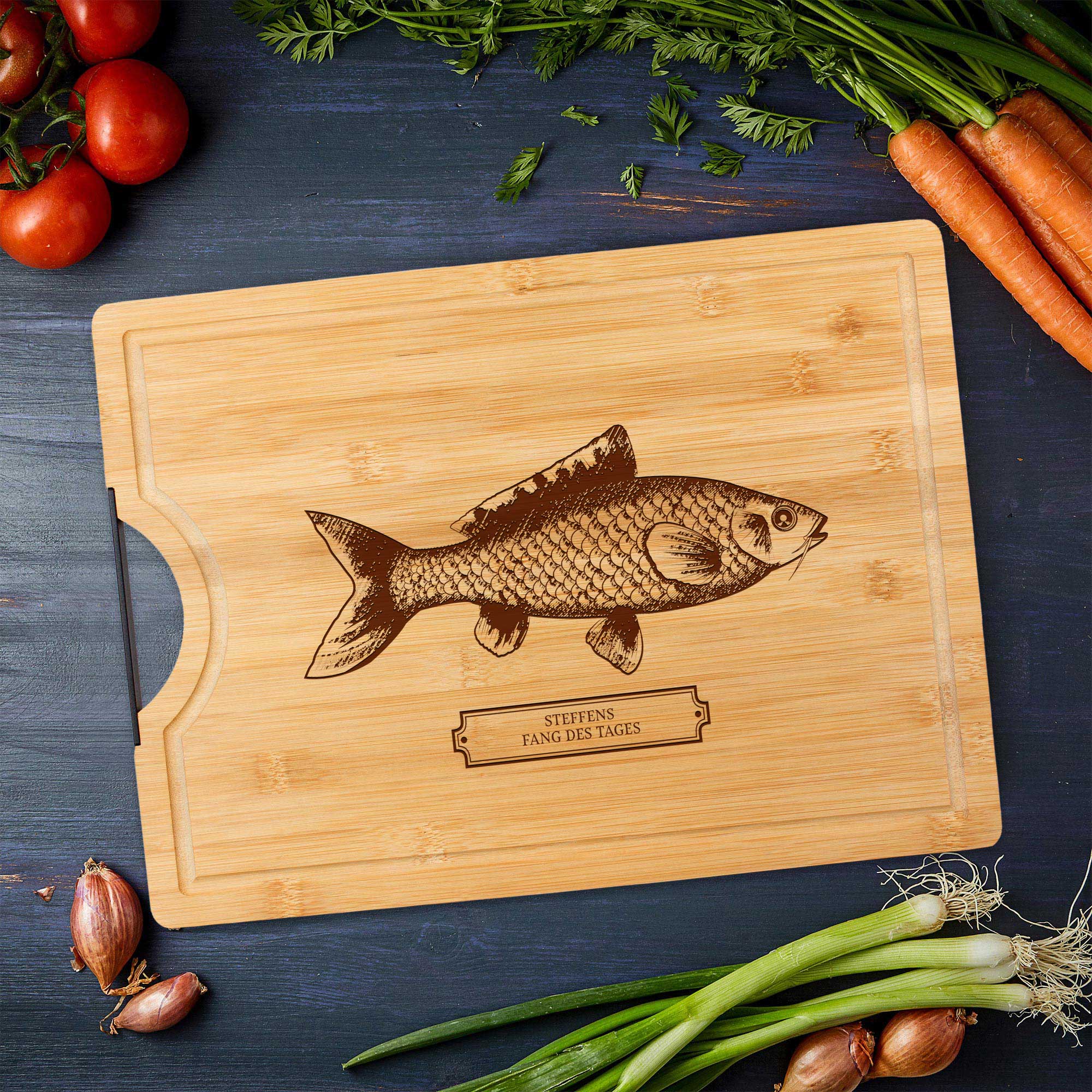Bambusholz Schneidebrett - Fisch Gravur - Name