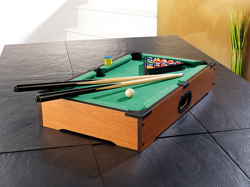 Kleines Billard-Set in Premiumqualität