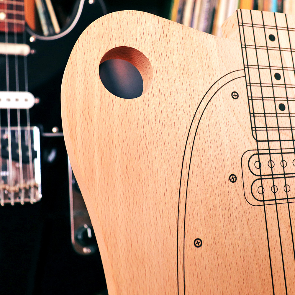 Schneidebrett Gitarre aus Holz - Sex, Breakfast and Rock'n'Roll