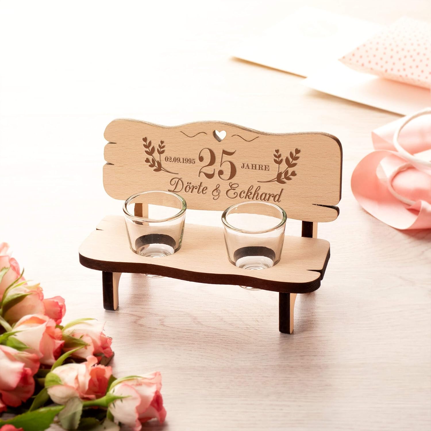 Schnapsbank mit Gravur zur Silberhochzeit - personalisiert Schnapsbank mit Gravur zur Silberhochzeit - personalisiert