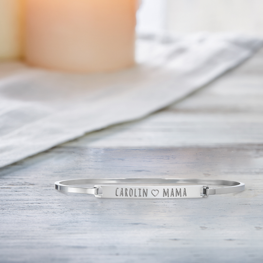 Armreif mit Gravur für Mama - Silber - Personalisiert Armreif mit Gravur für Mama - Silber - Personalisiert