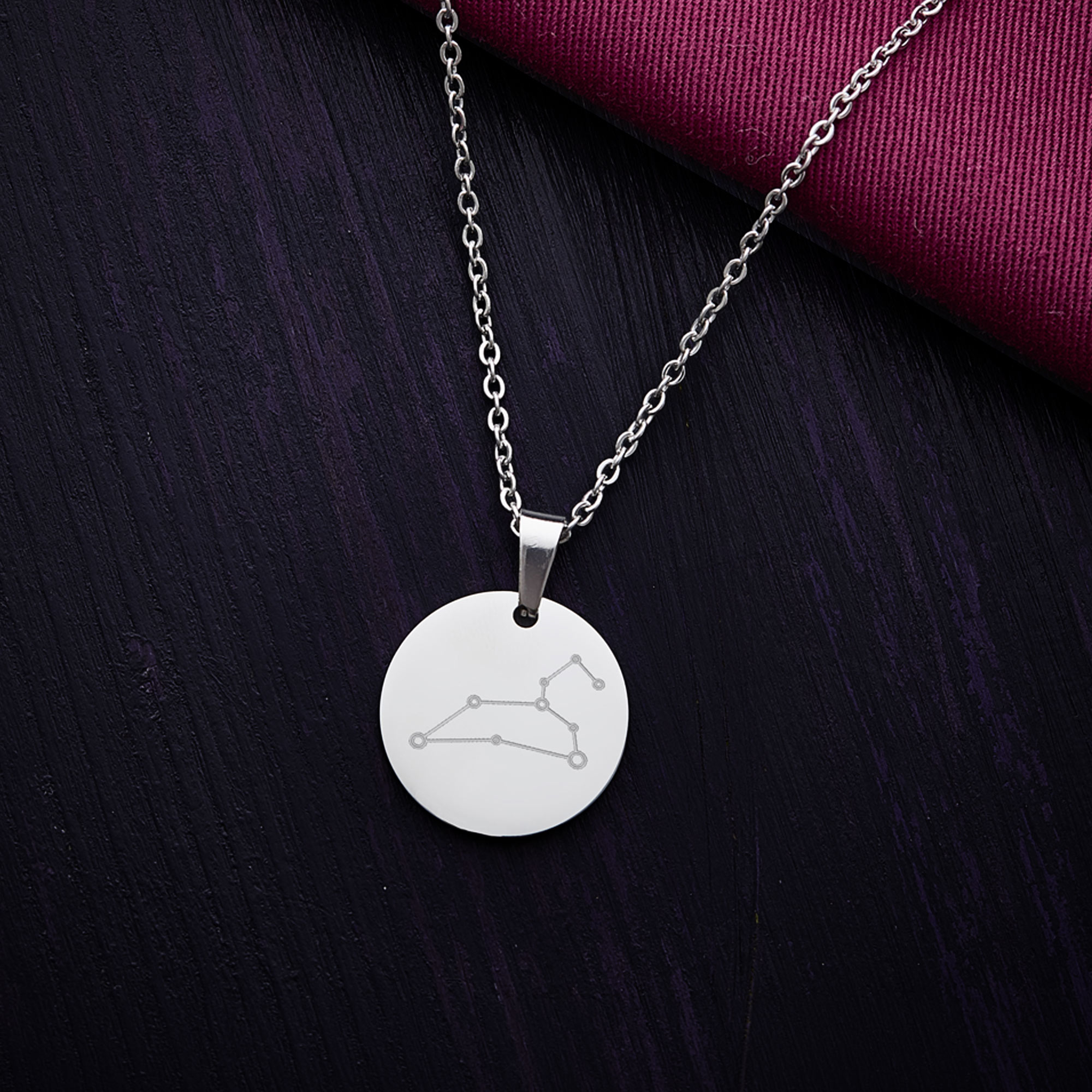 Kette mit Sternbild-Anhänger - Edelstahl - Silber