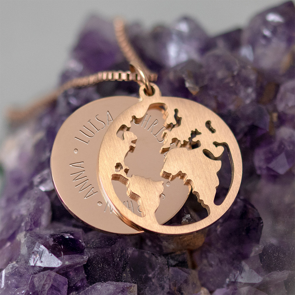 Kette mit Anhänger Welt - Namen - Roségold Kette mit Anhänger Welt - Namen - Roségold