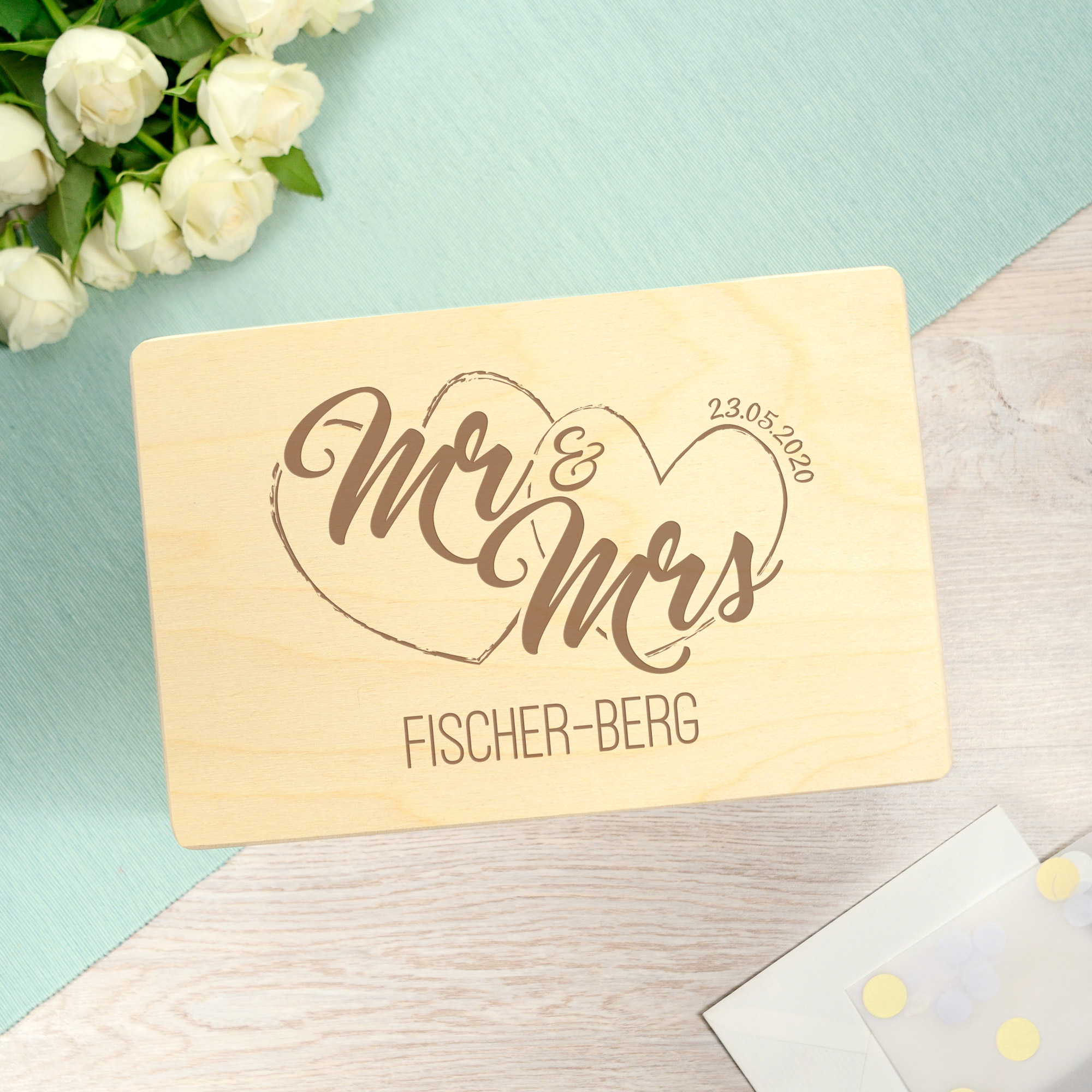 Erinnerungsbox mit Gravur - Mr & Mrs - Geschenkbox Hochzeit