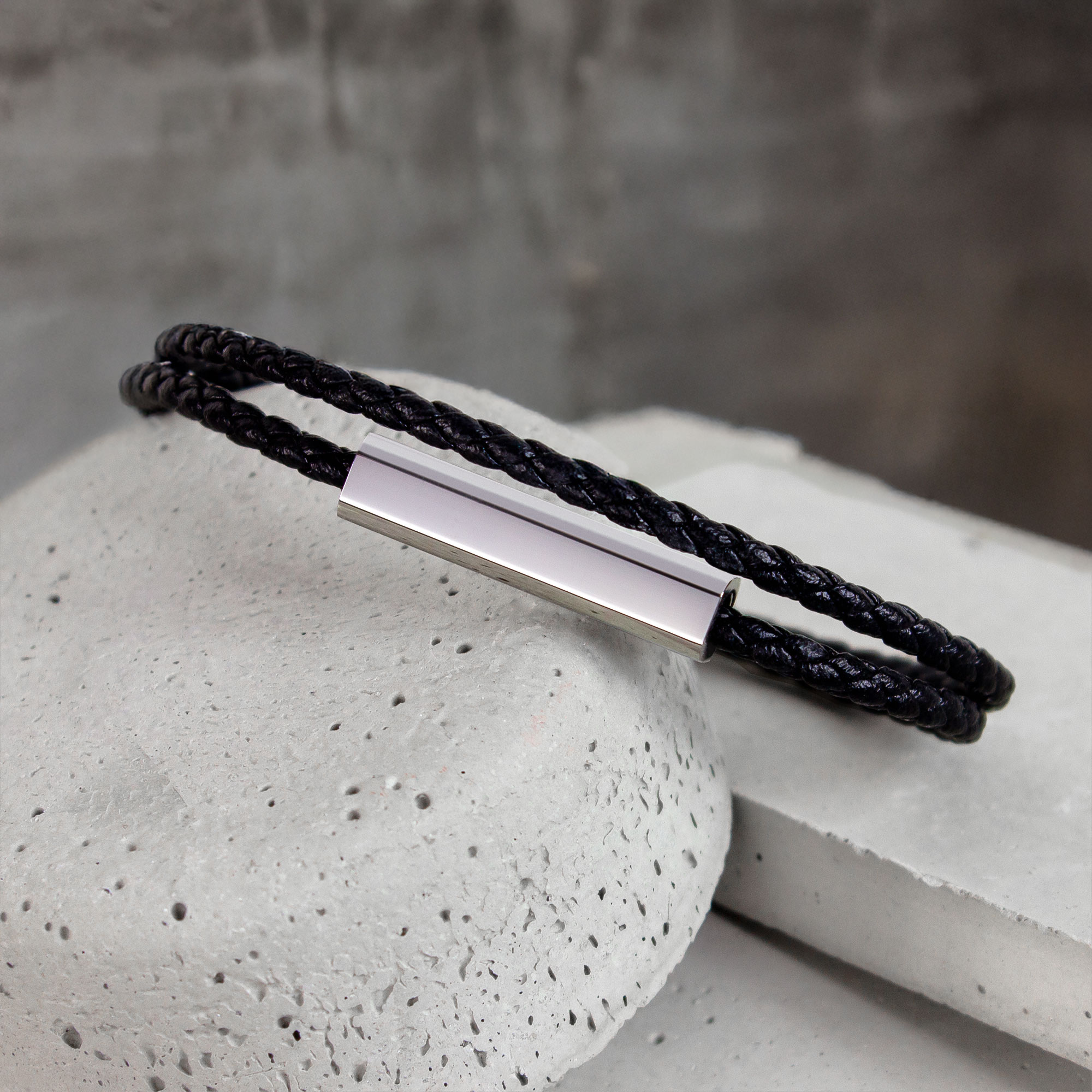 Geflochtenes Lederarmband zum Wickeln - Silber