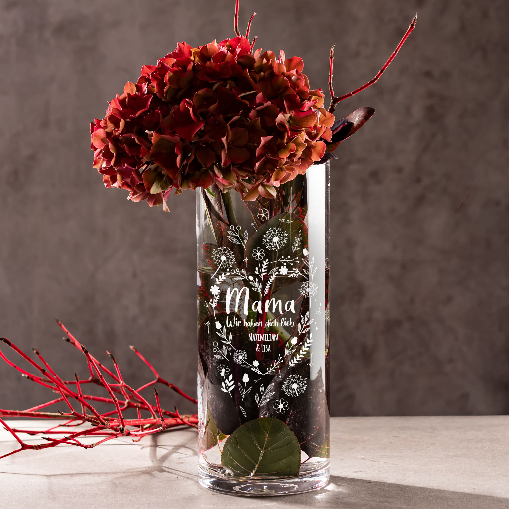 Runde Vase mit Blumenherz Gravur - personalisiert für Mama Runde Vase mit Blumenherz Gravur - personalisiert für Mama 3