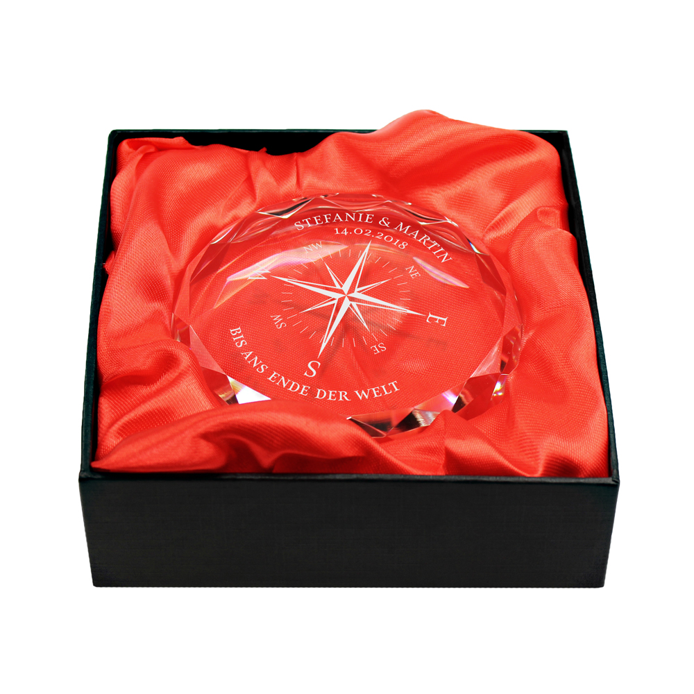 Runder Kristall aus Glas mit Gravur - Kompass der Liebe