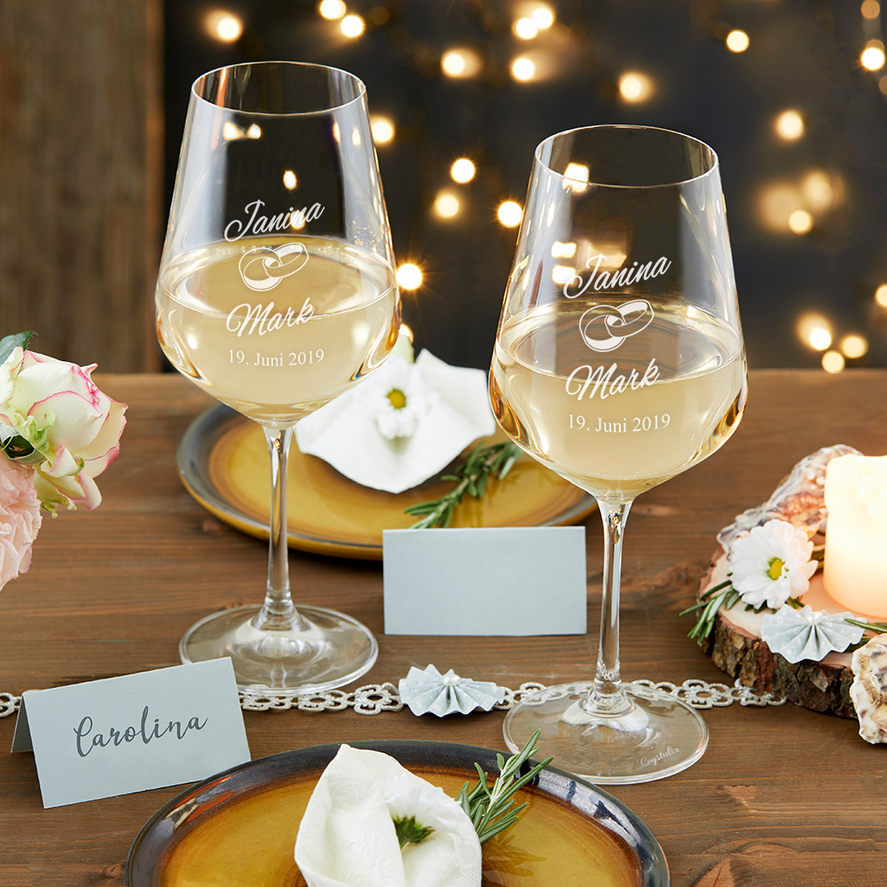 Set zur Hochzeit - 2 Weißweingläser und Flaschenpuzzle Dunkel - Personalisiert