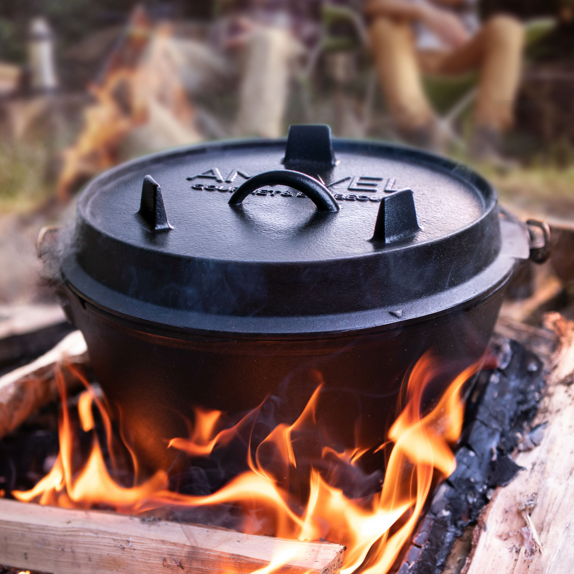 Dutch Oven Set - Feuertopf mit Zubehör