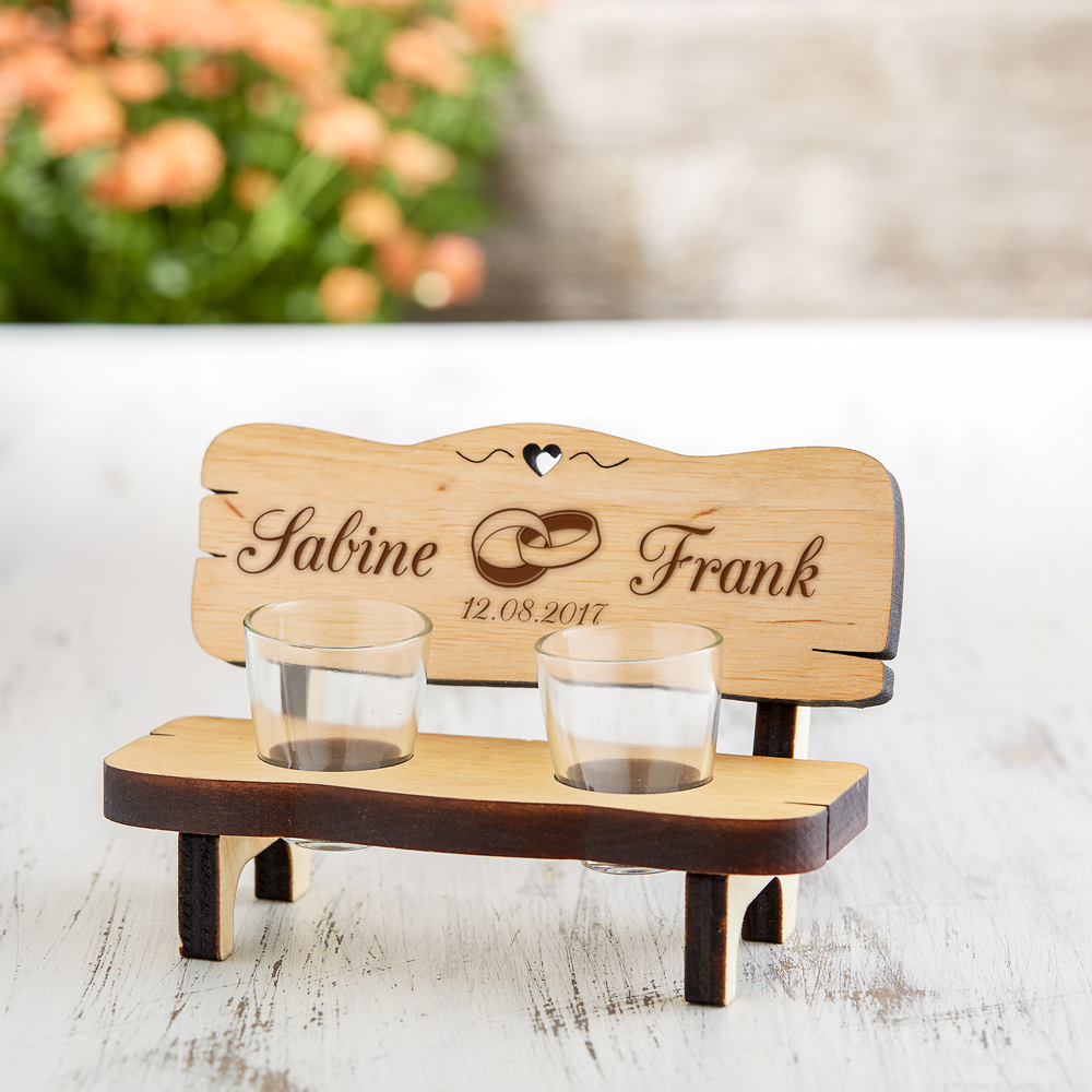 Schnapsbank mit Gravur - zur Hochzeit - personalisiert Schnapsbank mit Gravur - zur Hochzeit - personalisiert